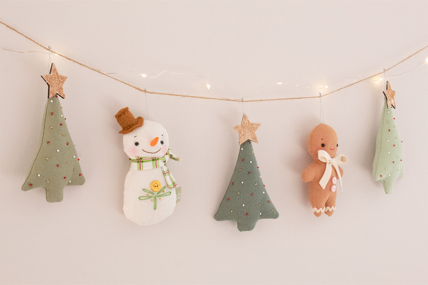 Snowman & Gingerbread Christmas Garland