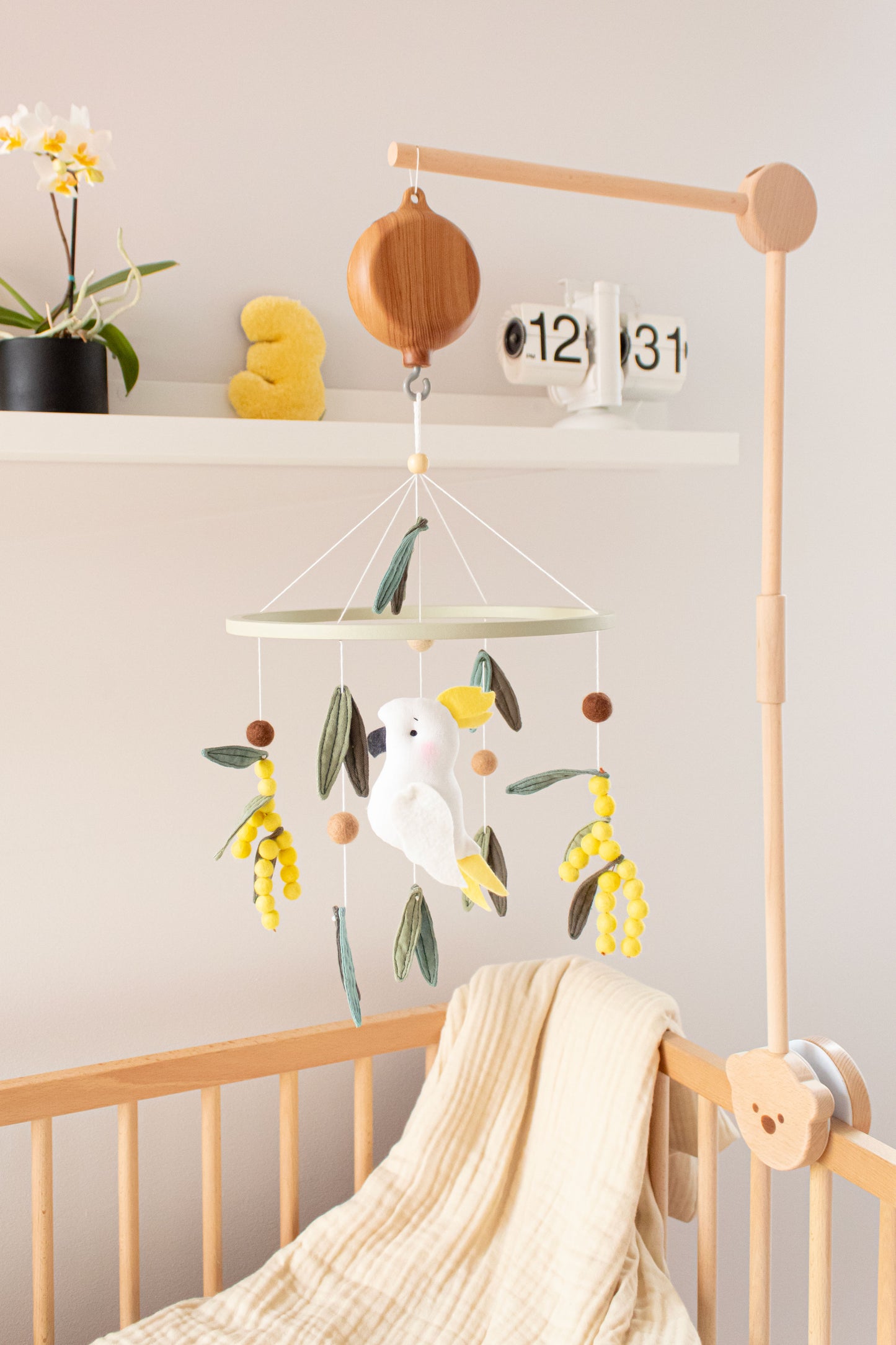NEW Cockatoo Baby Mobile