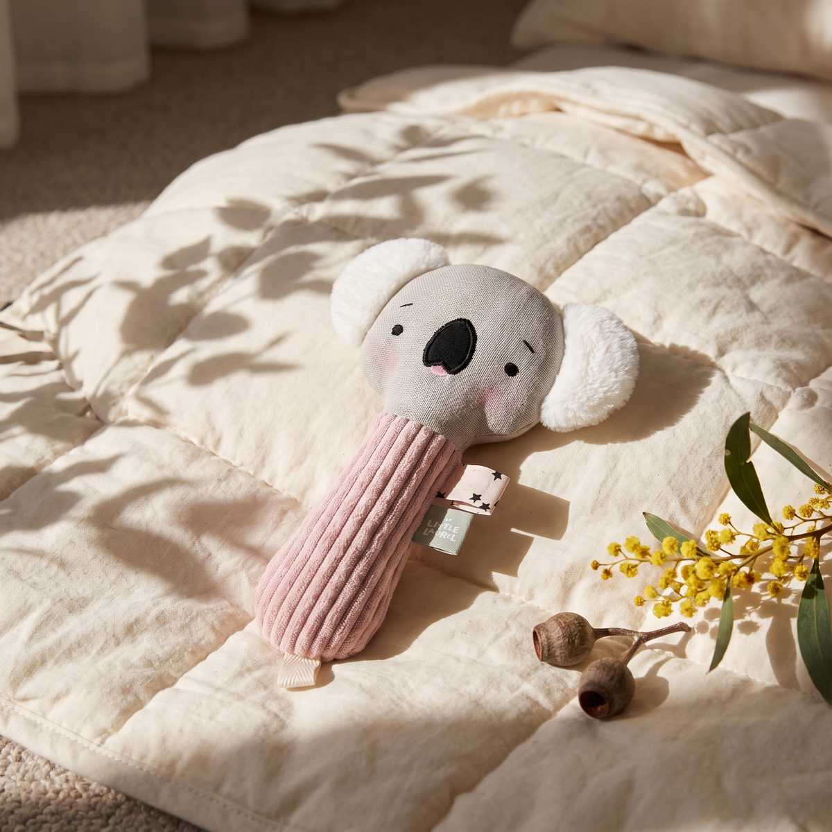 Baby Girl Maraca – Lila, Koala